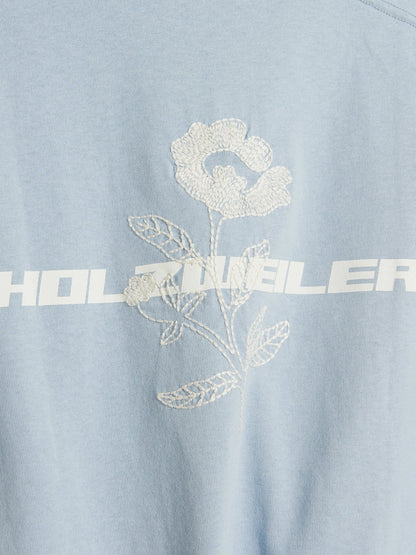 Holzweiler Kjerag Flower Tee Lt. Blue - hvittrad.no