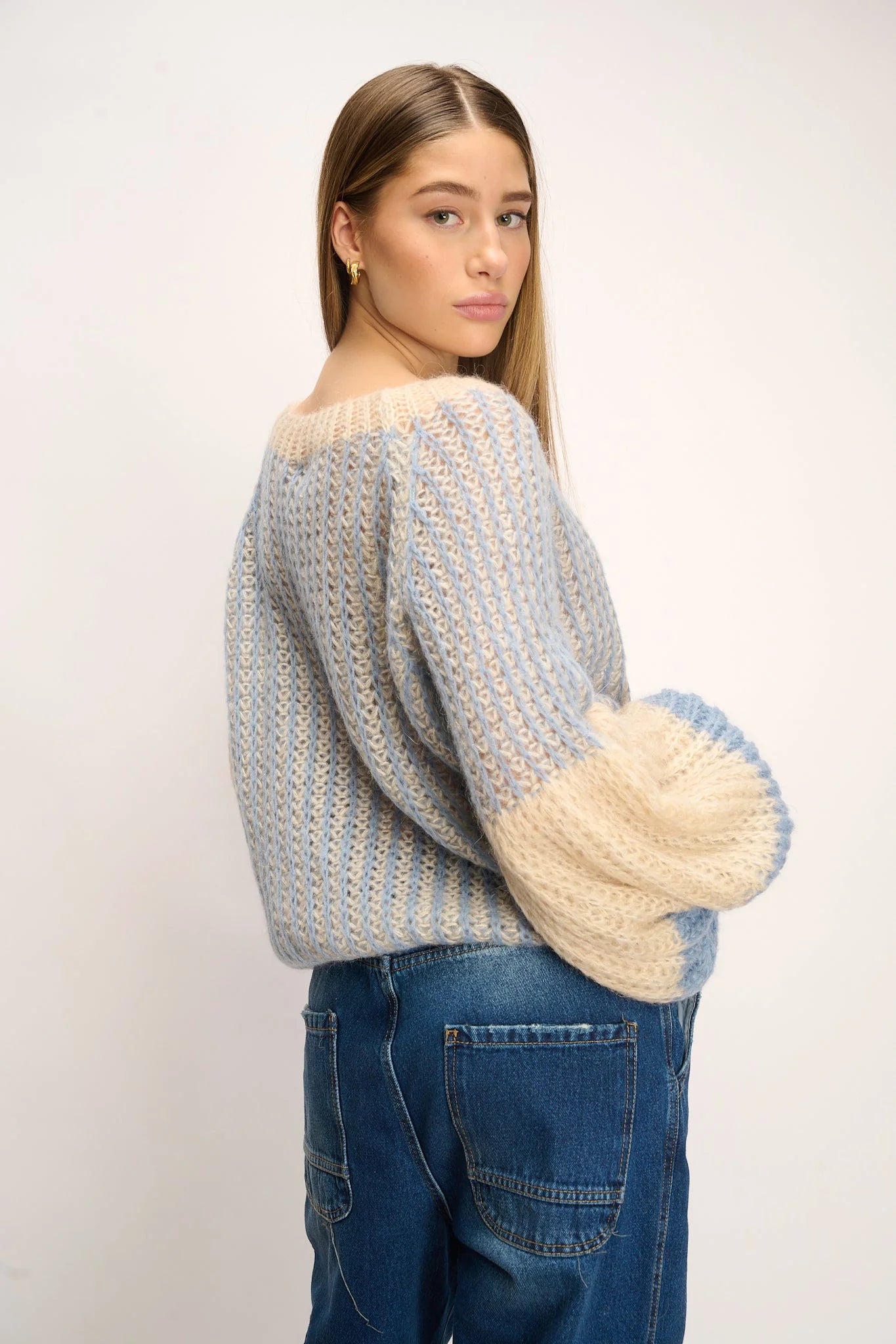 Noella Liana Knit Sweater Dusty Blue Cream - hvittrad.no