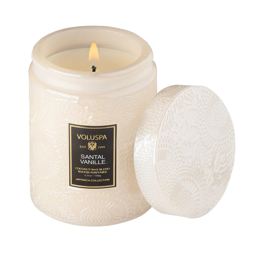 Voluspa Small Jar Candle - Santal Vanille 156g - hvittrad.no