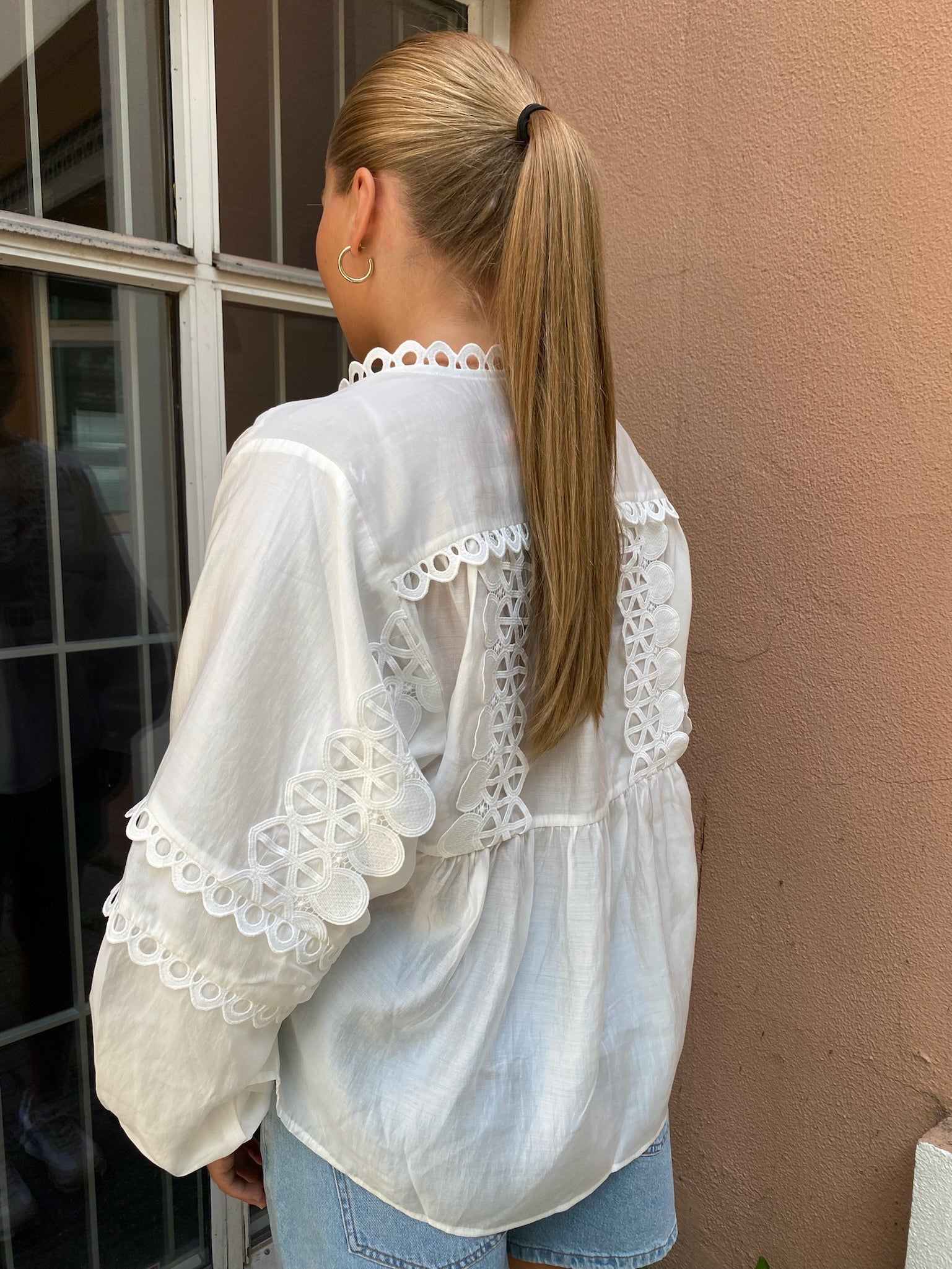 Gossia KaiaGO Lace Blouse Off-White - hvittrad.no