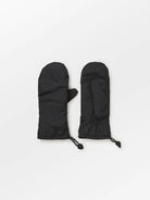 Padded Nylon Mittens Black - hvittrad.no